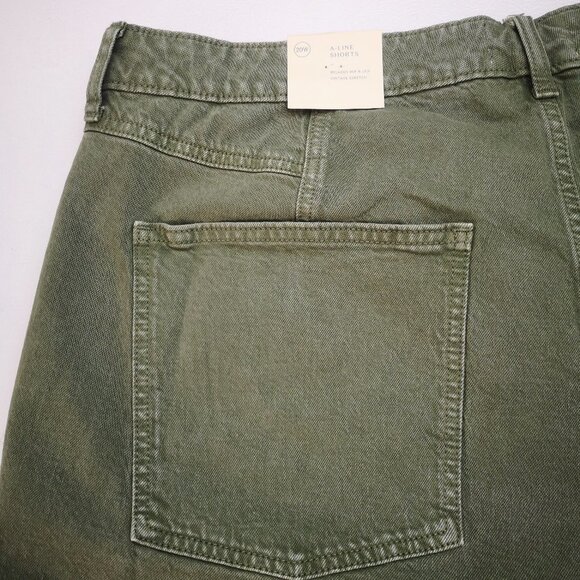 NWT Universal Thread Ladies Size 20W High Rise A-line Midi Green Jean Shorts - Picture 12 of 15